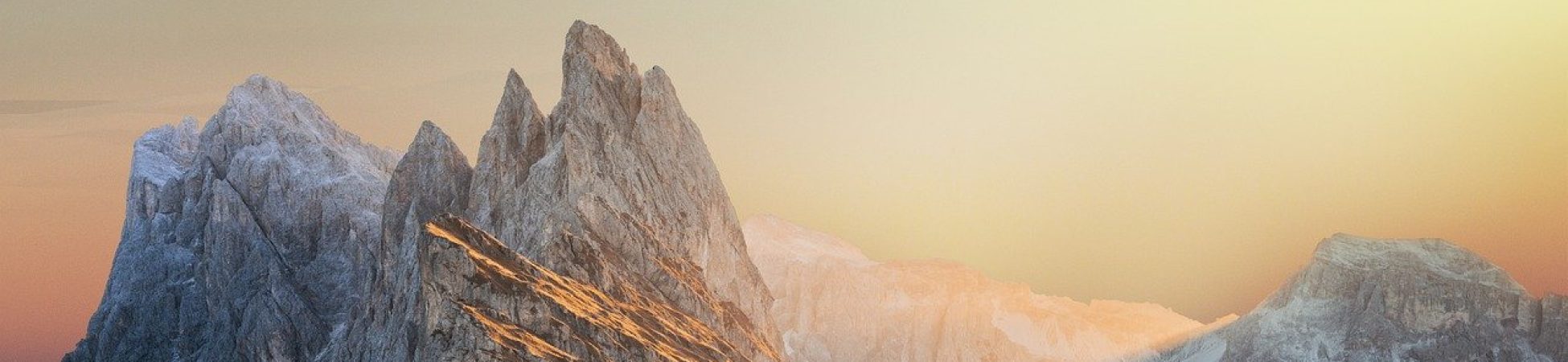 landscape mountains sky 4843193.jpg